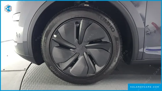 TESLA MODEL Y PREMIUM RWD