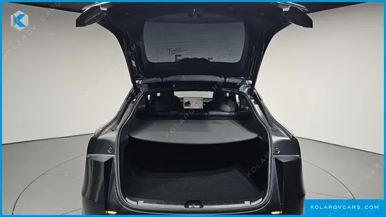 TESLA MODEL Y PREMIUM RWD