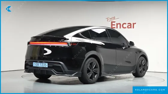 TESLA MODEL Y RWD