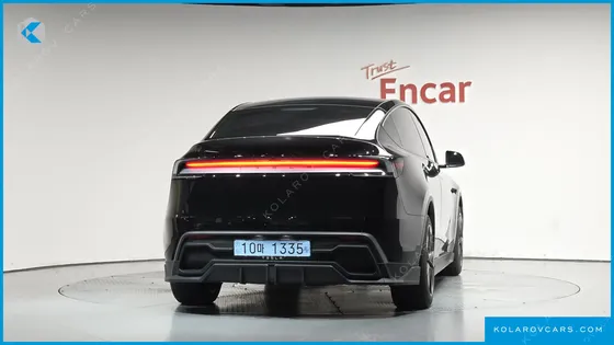 TESLA MODEL Y RWD