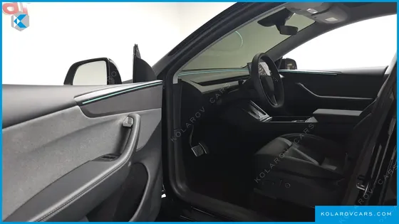 TESLA MODEL Y RWD