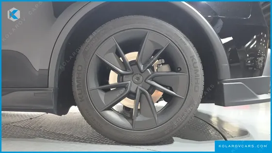 TESLA MODEL Y RWD
