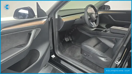TESLA MODEL Y LONG RANGE AWD