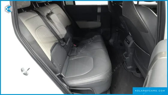 KIA EV3 STANDARD 2WD