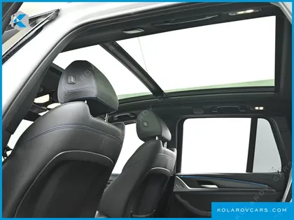BMW IX3 M SPORTS