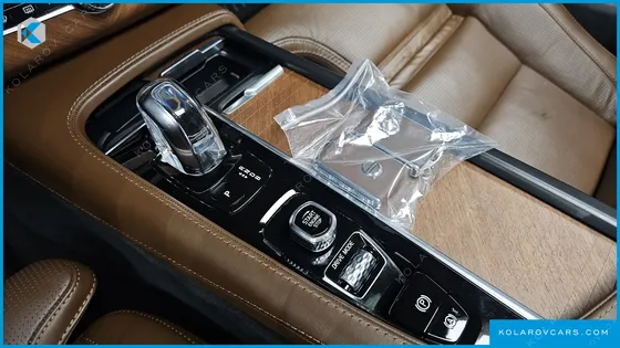 VOLVO XC90 T8 INSCRIPTION HYBIRD