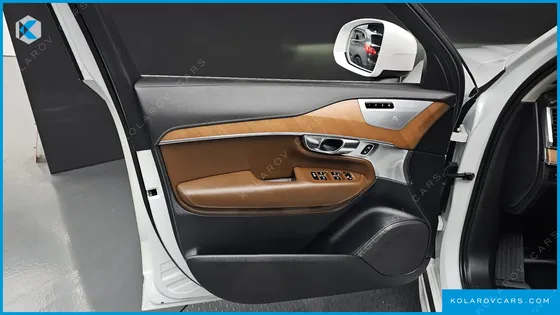 VOLVO XC90 T8 INSCRIPTION HYBIRD