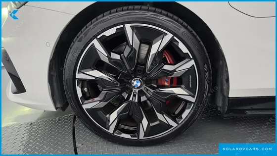 BMW 5 SERIES 550E XDRIVE M SPORT PRO