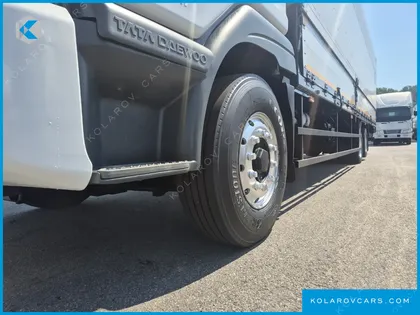 TATA DAEWOO NOBUS MID-SIZE TRUCK ROYAL