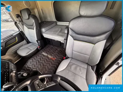 HYUNDAI PAVIS PRESTIGE