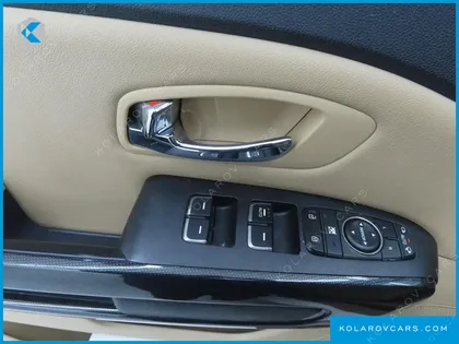 KIA CARNIVAL NONE