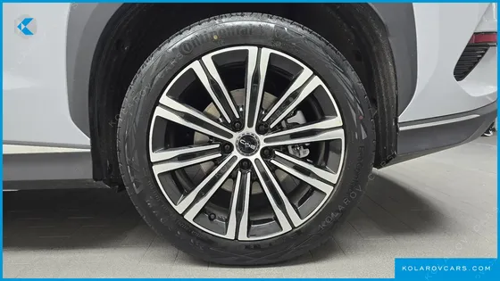 BYD SEALION 7 BASE
