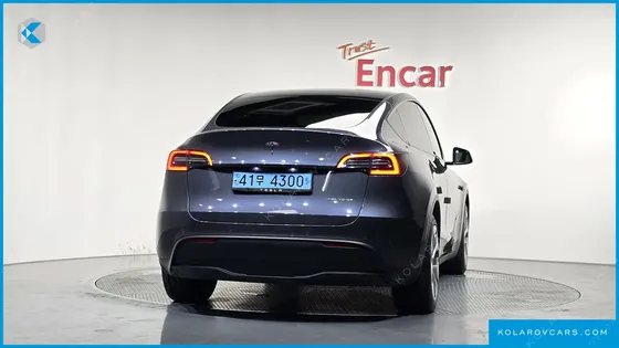 TESLA MODEL Y LONG RANGE AWD