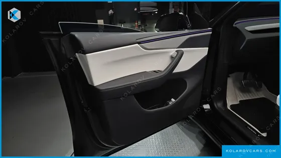 TESLA MODEL Y PREMIUM LONG RANGE AWD