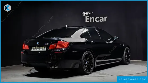 BMW M5 M5 SEDAN