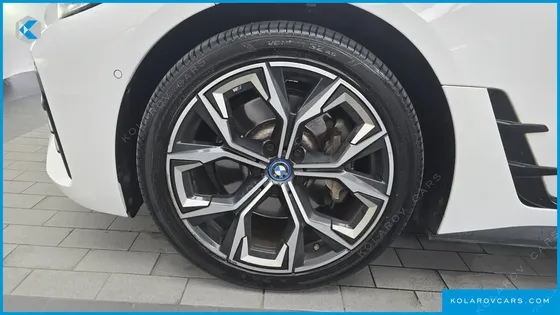 BMW I4 EDRIVE40 M SPORTS