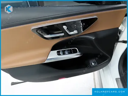 MERCEDES E-CLASS E200 AVANTGARDE
