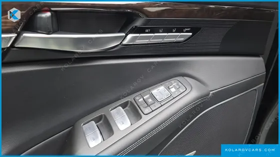 GENESIS EQ900 3.8 GDI AWD