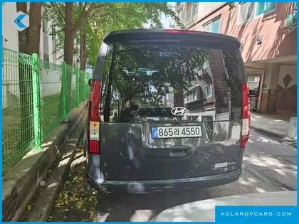 HYUNDAI STARIA L3.5 CARGO 5-SEATER