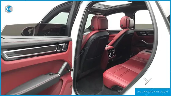 PORSCHE CAYENNE 3.0 PLATINUM EDITION