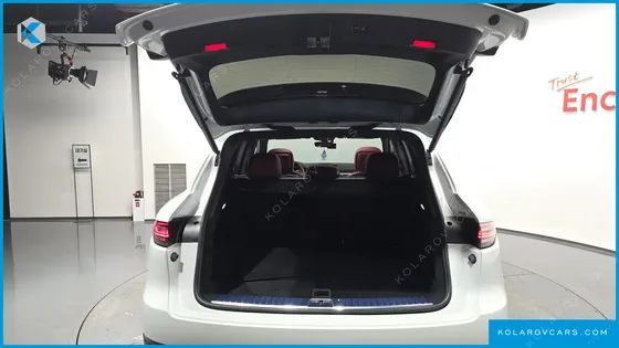 PORSCHE CAYENNE 3.0 PLATINUM EDITION