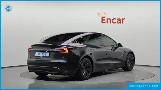 TESLA MODEL 3 RWD