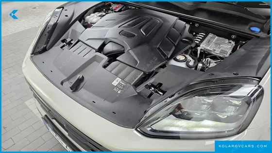 PORSCHE CAYENNE 3.0 S E-HYBRID