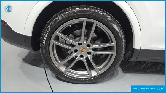 PORSCHE CAYENNE 3.0