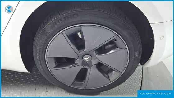 TESLA MODEL 3 LONG RANGE AWD