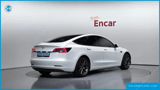 TESLA MODEL 3 RWD