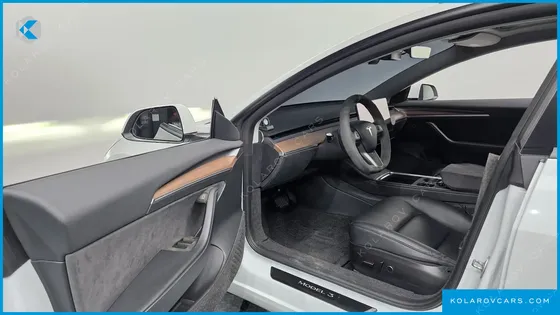 TESLA MODEL 3 RWD