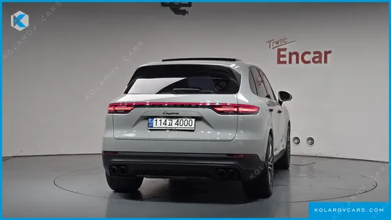 PORSCHE CAYENNE 3.0 PLATINUM EDITION