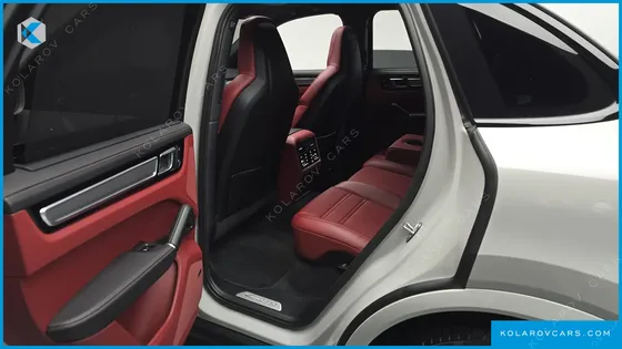 PORSCHE CAYENNE 3.0 PLATINUM EDITION