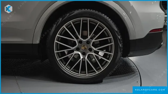 PORSCHE CAYENNE 3.0 PLATINUM EDITION
