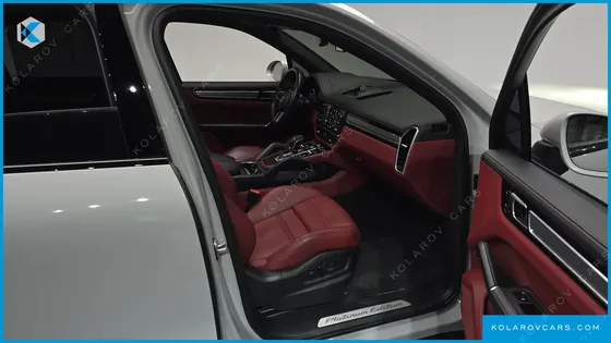 PORSCHE CAYENNE 3.0 PLATINUM EDITION