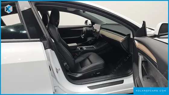 TESLA MODEL 3 LONG RANGE AWD