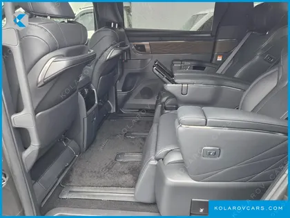 TOYOTA ALPHARD 2.5 HEV EXECUTIVE AWD