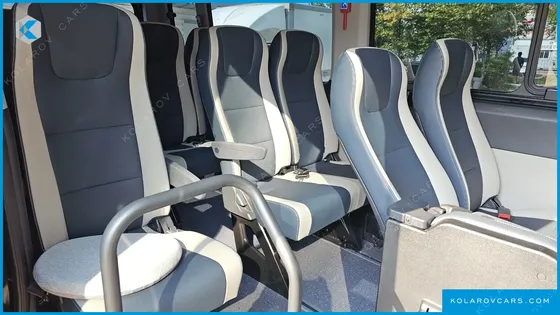HYUNDAI SOLATI 15-SEATER