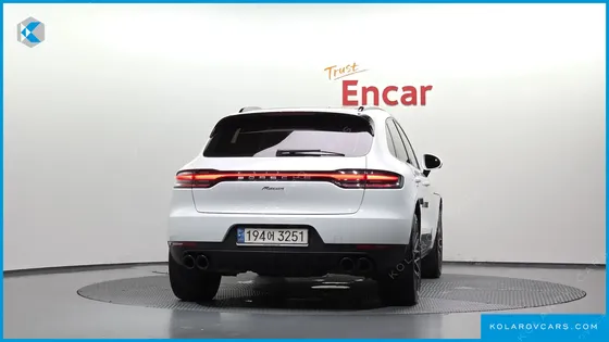PORSCHE MACAN 2.0
