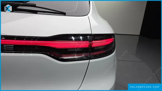 PORSCHE MACAN 2.0