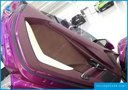 LAMBORGHINI REVUELTO 6.5 V12