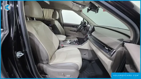 KIA CARNIVAL DIESEL 9-SEATER HI-LIMOUSINE