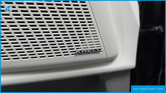 KIA CARNIVAL DIESEL 9-SEATER HI-LIMOUSINE