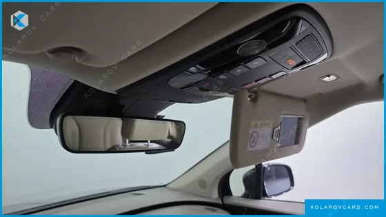 KIA CARNIVAL DIESEL 9-SEATER HI-LIMOUSINE
