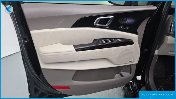 KIA CARNIVAL DIESEL 9-SEATER HI-LIMOUSINE