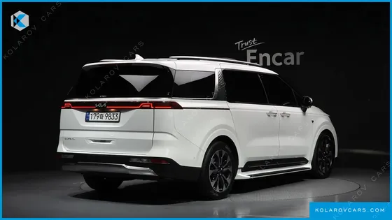 KIA CARNIVAL GASOLINE 7-SEATER SIGNATURE