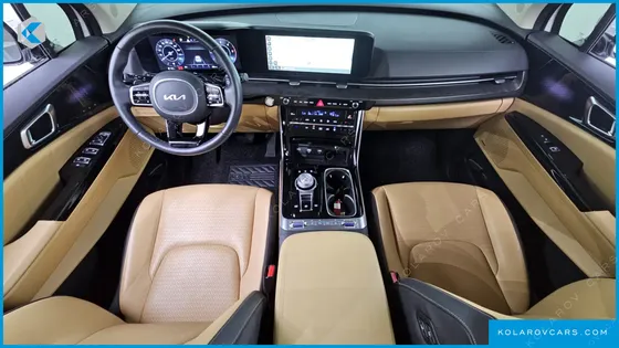 KIA CARNIVAL DIESEL 9-SEATER SIGNATURE