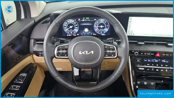 KIA CARNIVAL DIESEL 9-SEATER SIGNATURE