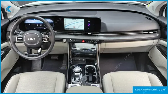 KIA CARNIVAL GASOLINE 9-SEATER SIGNATURE