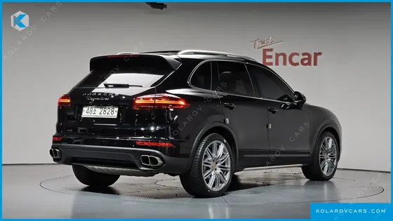 PORSCHE CAYENNE 4.8 TURBO